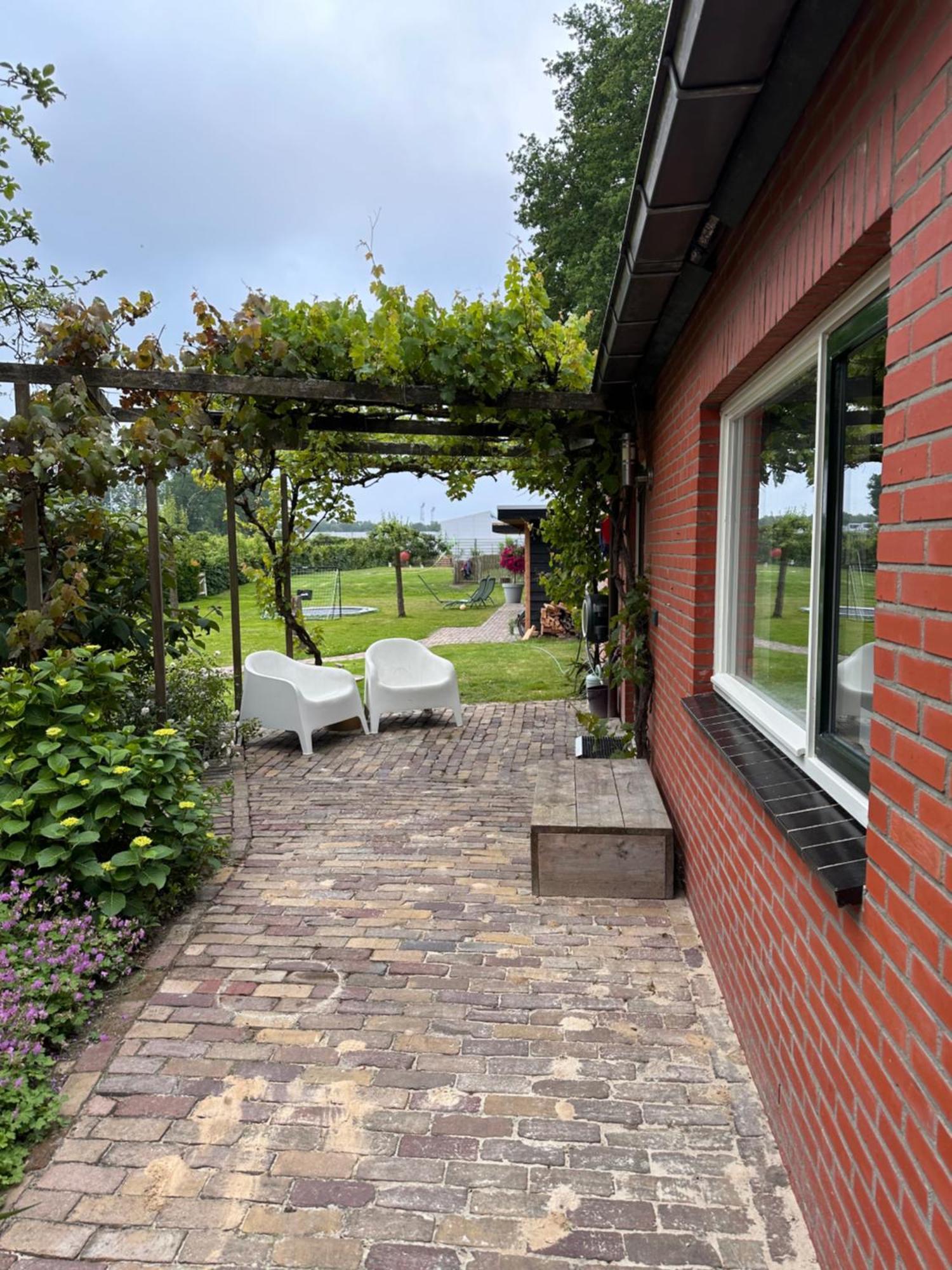B&B Het Kleine Huisje Emmen Bagian luar foto